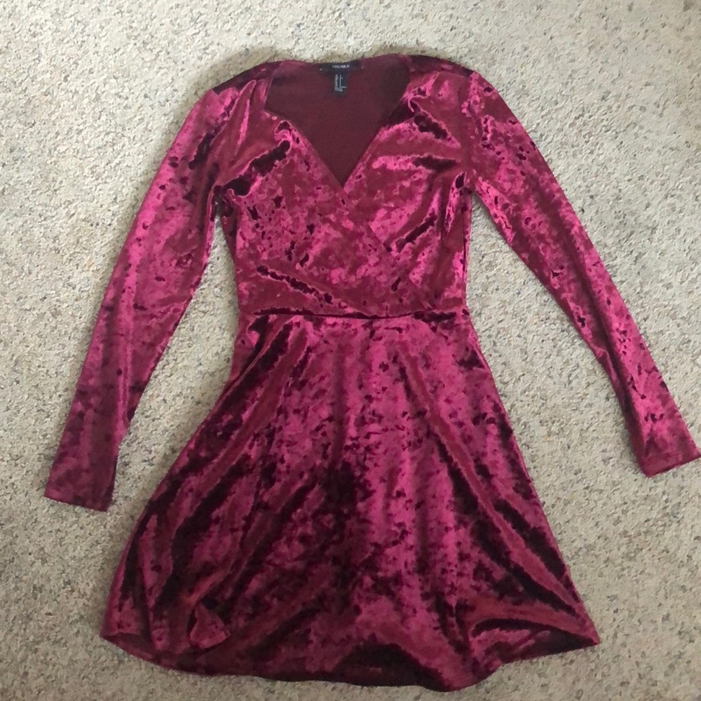 Forever 21 crushed velvet, maroon-pink dress